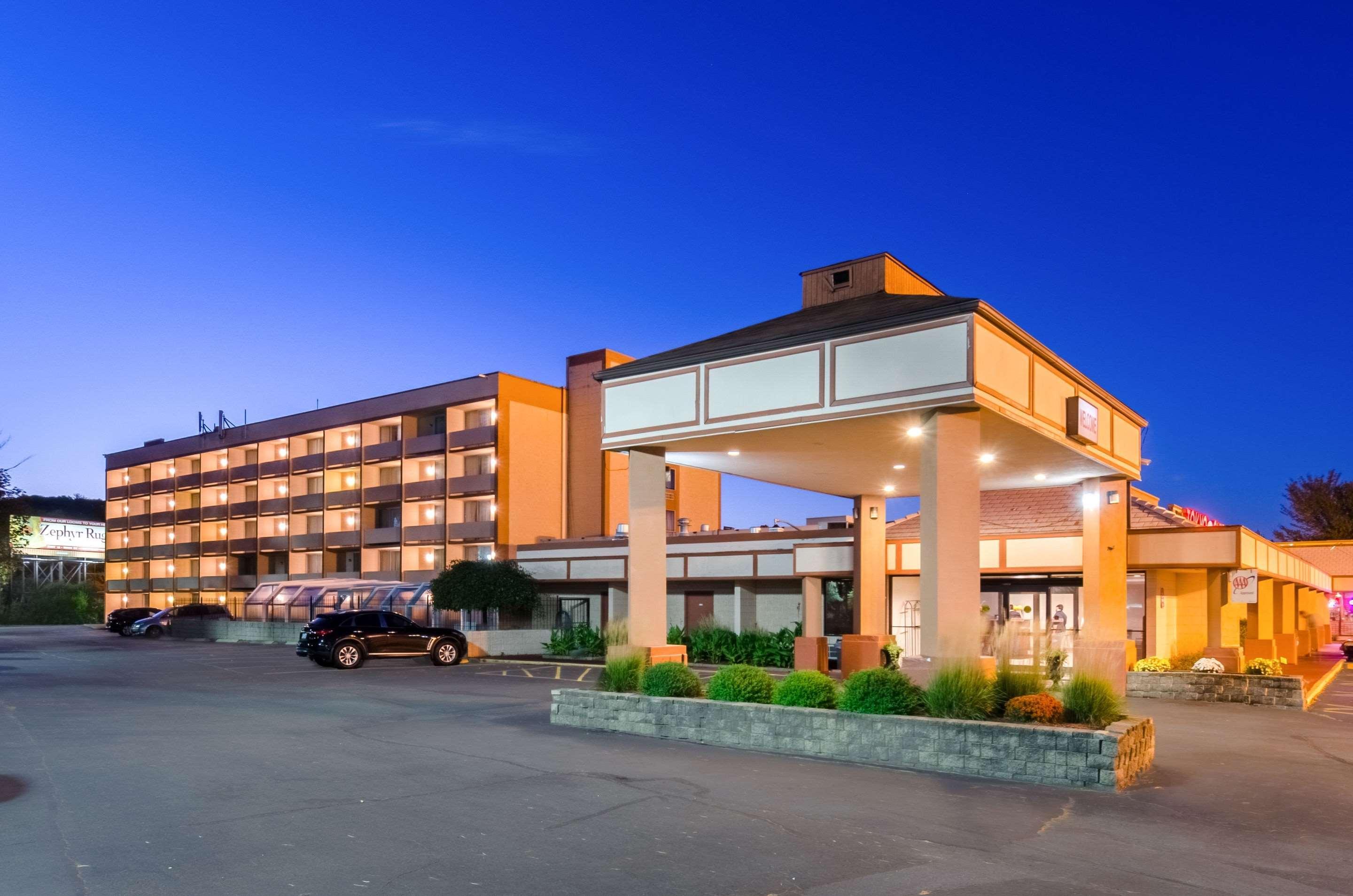 מערב ספרינגפילד Quality Inn מראה חיצוני תמונה