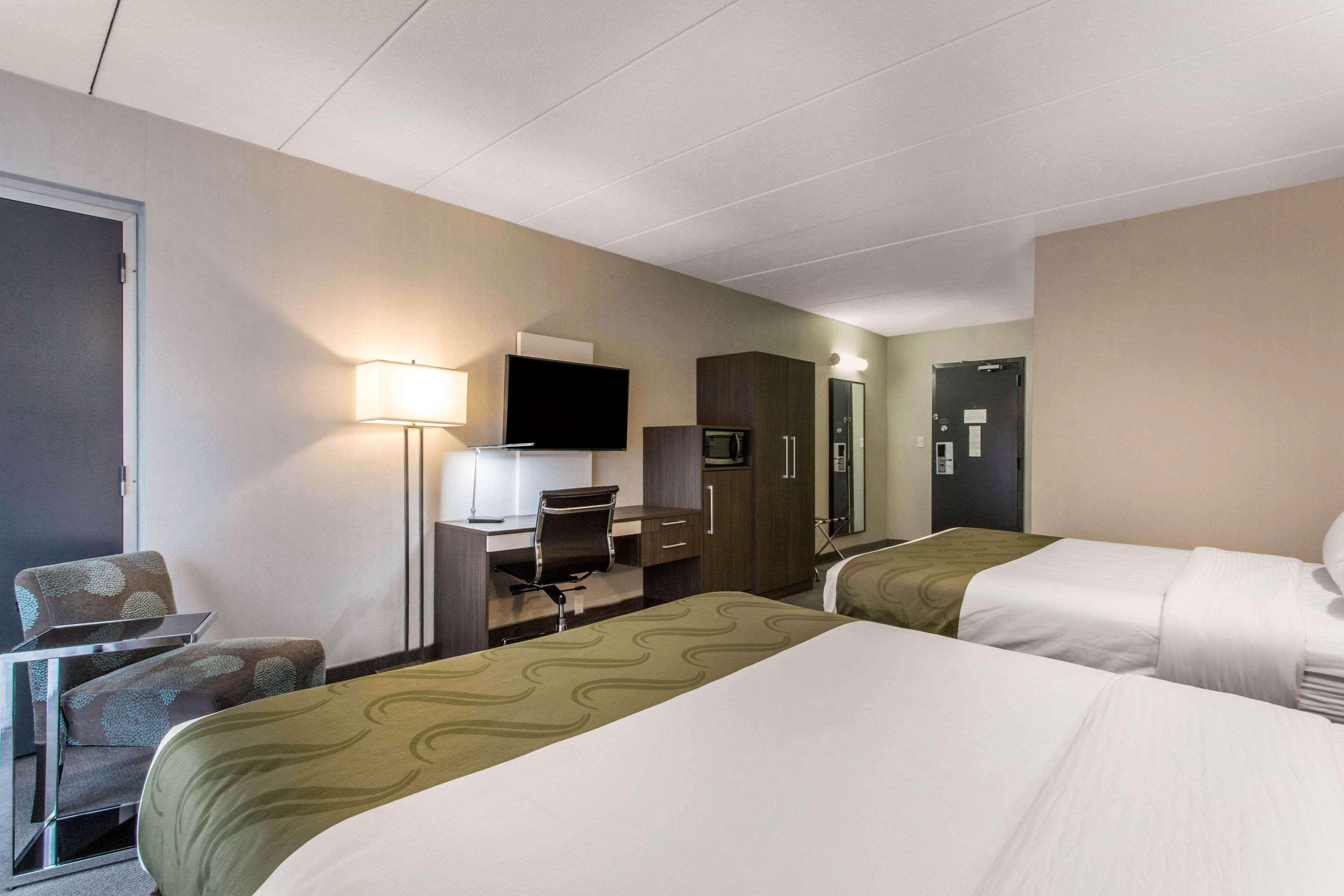 מערב ספרינגפילד Quality Inn מראה חיצוני תמונה